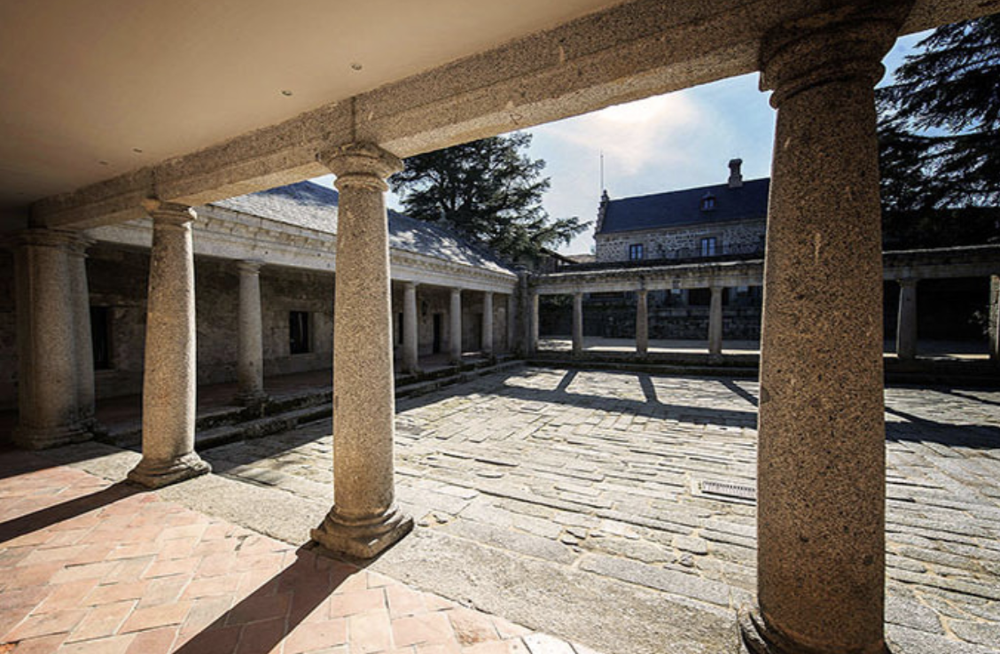 Claustro Toscano 